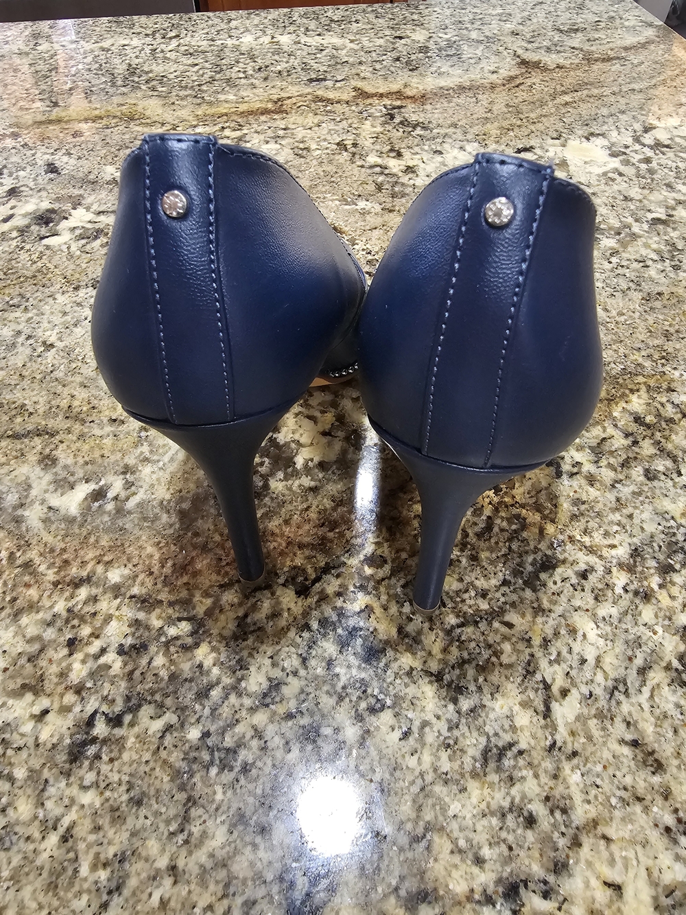 BCBGeneration Navy Pointed Toe Stud-Trim Pump Size 7, 4"heels - Picture 6 of 12